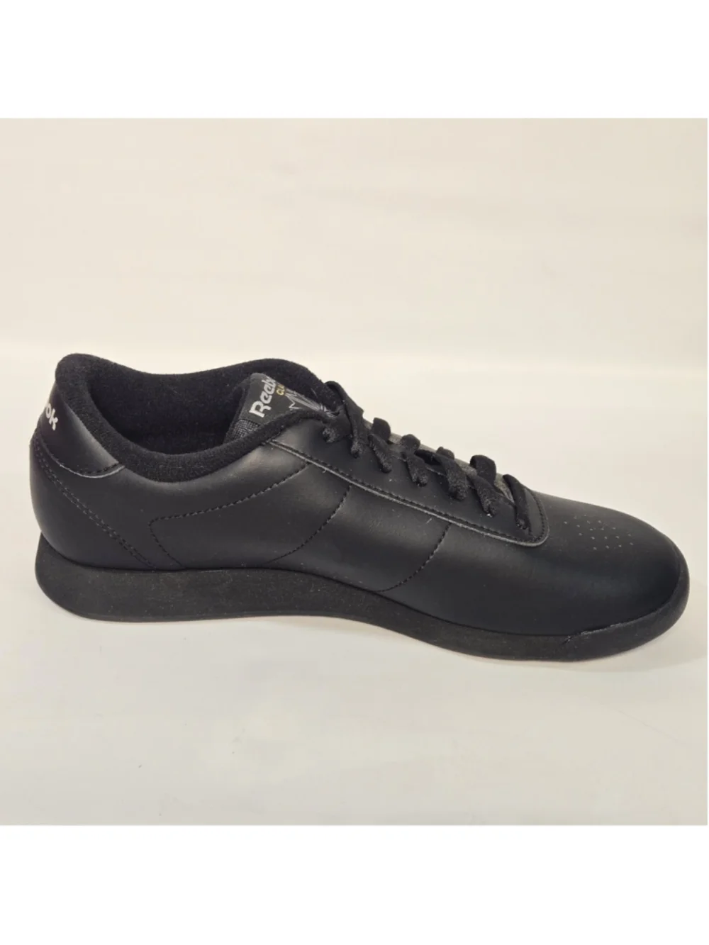 Reebok Princess Sneakers Womens 8.5 Black Classic Comfort Casual Heritage NIB